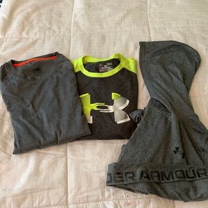 Boys long sleeved athletic shirts Youth Large